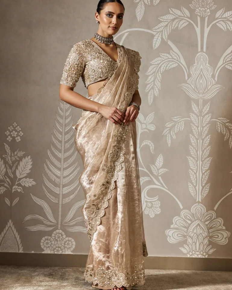 Aabroo Saree Set