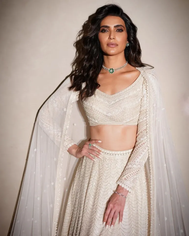 Aaima Lehenga Set