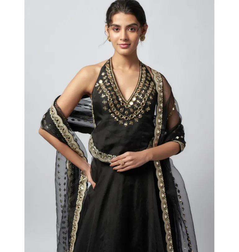 Aashreen Lehenga Set