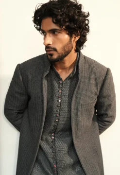 Adam Achkan Set