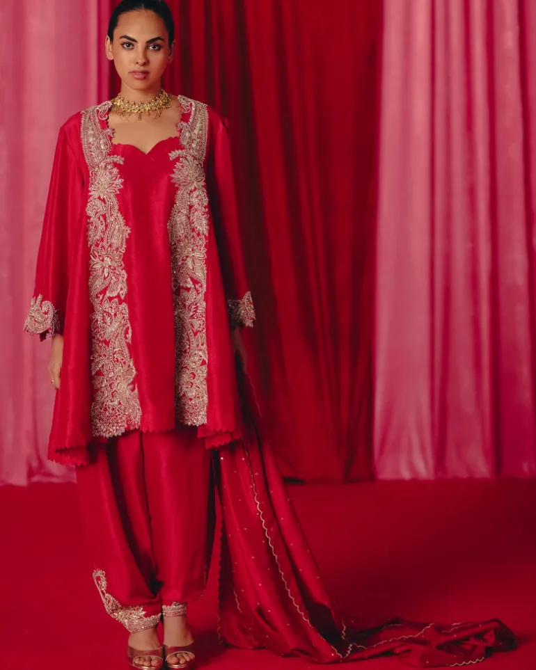 Adhira Kurta Set