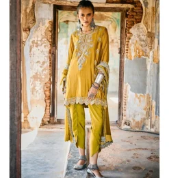 Akesha Mustard Embroidered Tunic Set