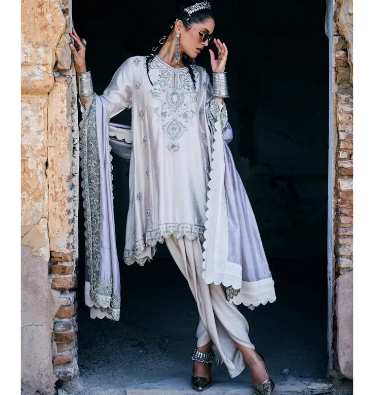 Anandika Beige Embroidered Tunic Set