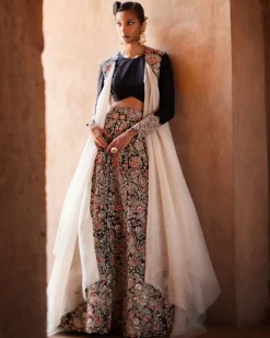 Artha Lehenga Set