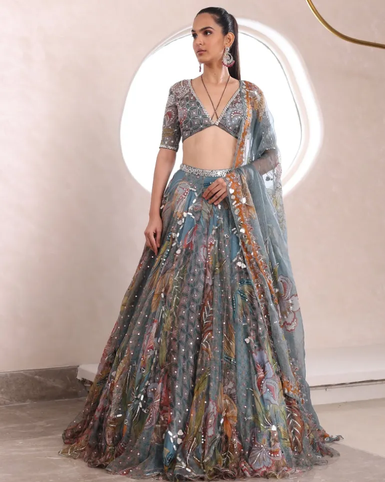 Ashi Lehenga Set