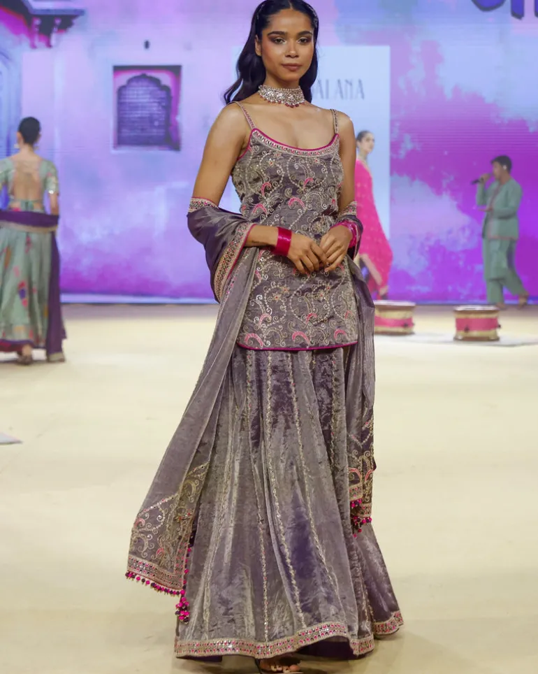 Baingani Noor Sharara Set