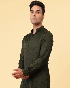 Big Braille Knotted Kurta Set