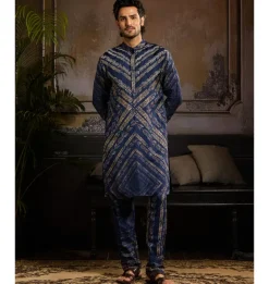 Blue Chevron Print & Silver Highligted Kurta Paired With Printed Pants