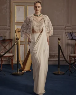 Carol Cape Set