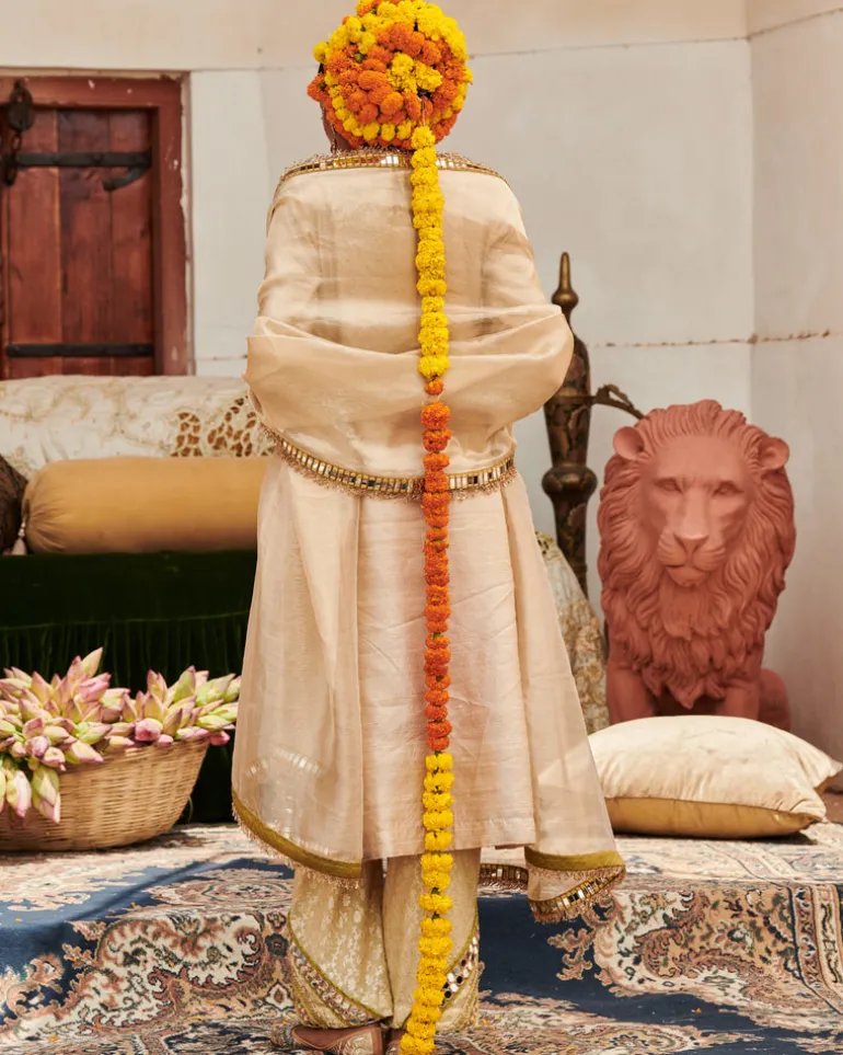 Chaand Suit Set