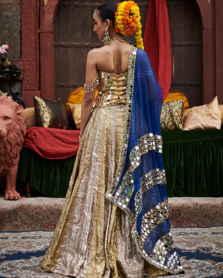 Chaandi- Sona Stripes Lampi Lehenga Set