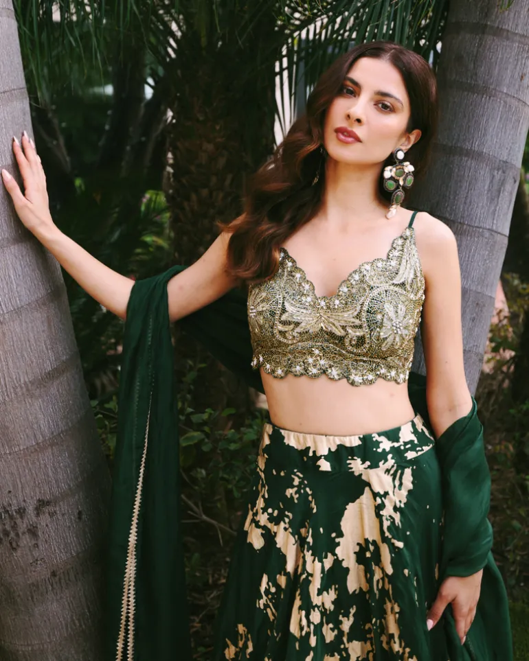 Cora Lehenga