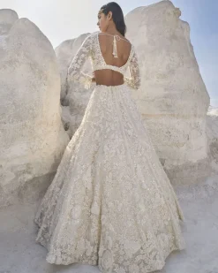 Cream Three-Dimensional Lehenga Set