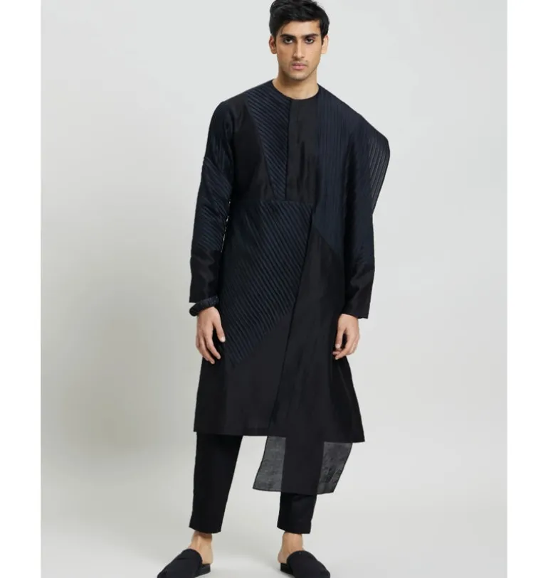 Crishn Paksh Kurta Set