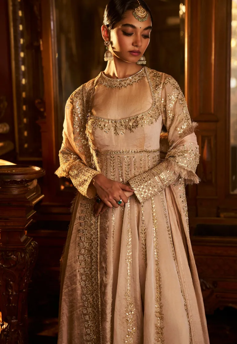 Falaknuma Powder Peach Gota Patti Kurta Set