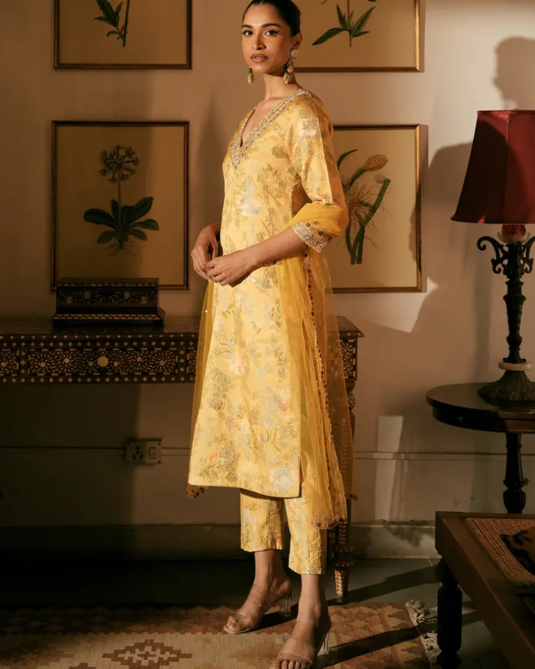 Floweret Kurta Set