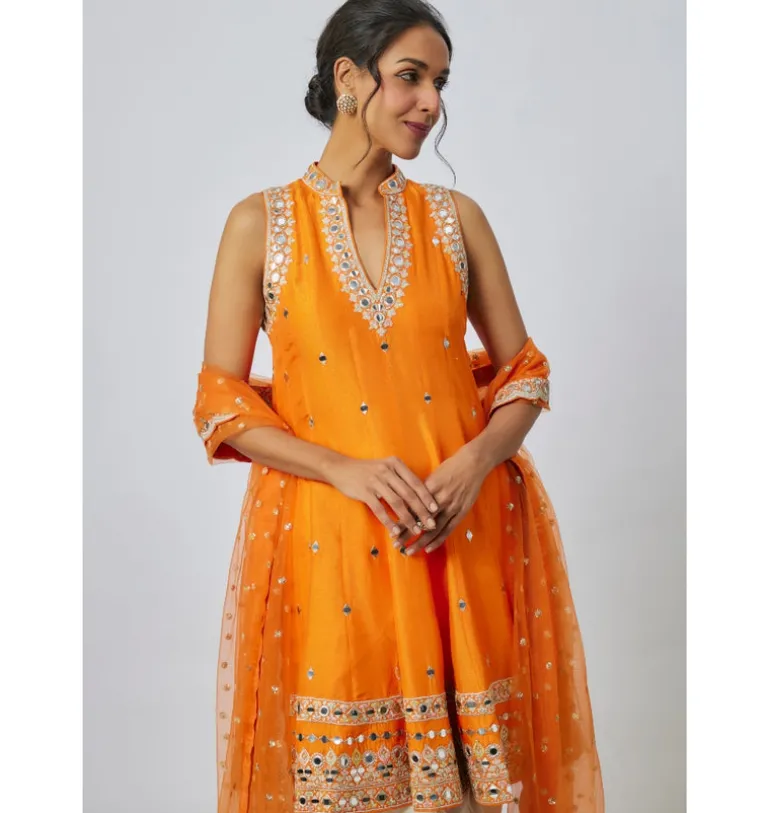 Gitashri Dhoti Set