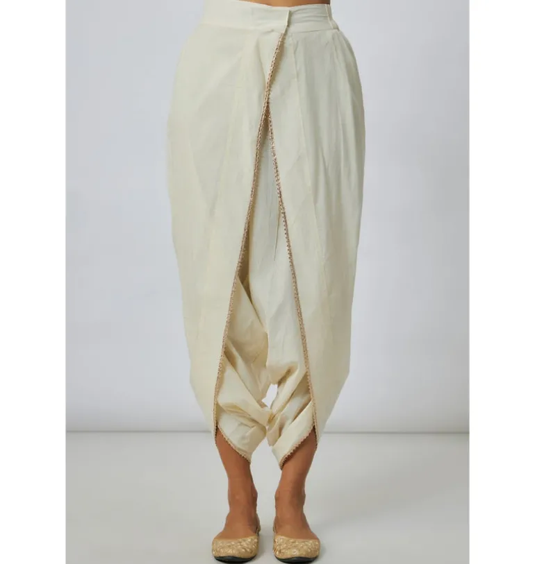 Gitashri Dhoti Set