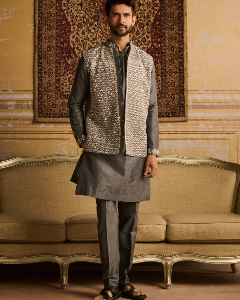 Grey With White Floral Geometric Embroidered Kurta With Grey Pants