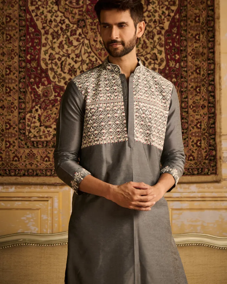 Grey With White Floral Geometric Embroidered Kurta With Grey Pants