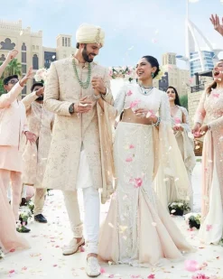 Isra Lehenga