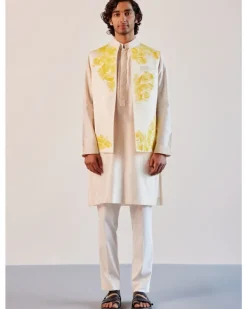 Ivory Silk Chanderi Kurta And Hand-Painted Bandi Set