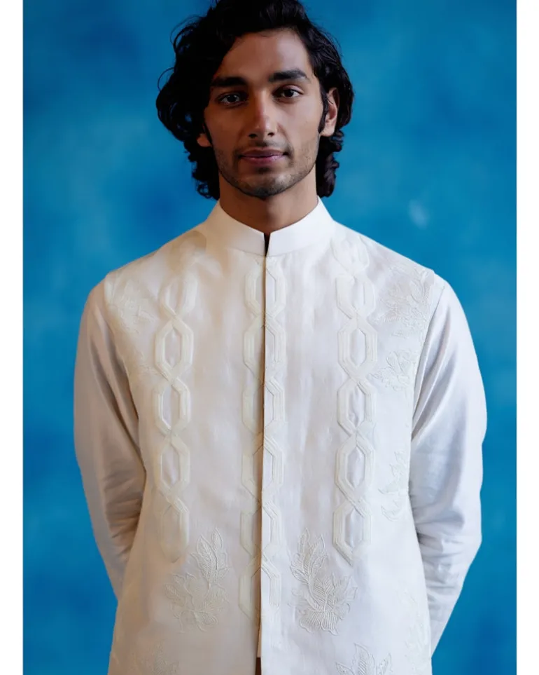 Ivory Silk Chanderi Kurta And Embroidered Bandi Set