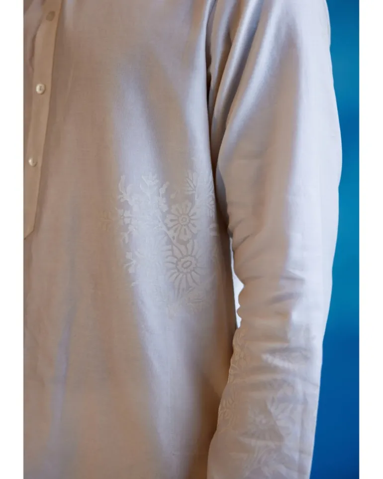 Ivory Silk Chanderi Kurta And Embroidered Bandi Set