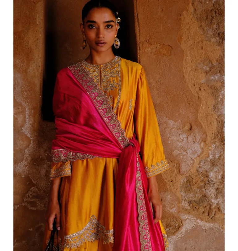 Kesarra Yellow Tunic Set