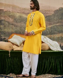 Khayalat-e Kurta Set