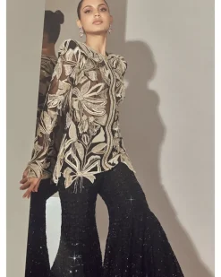 Leila Sharara Set