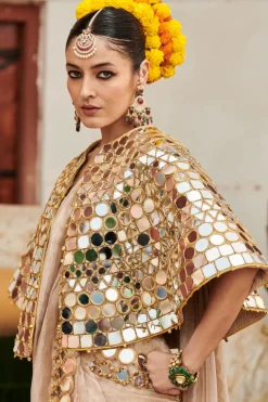 Mradul Aayna Cape Sari Set
