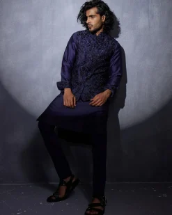 Navy Bageecha Kurta Set
