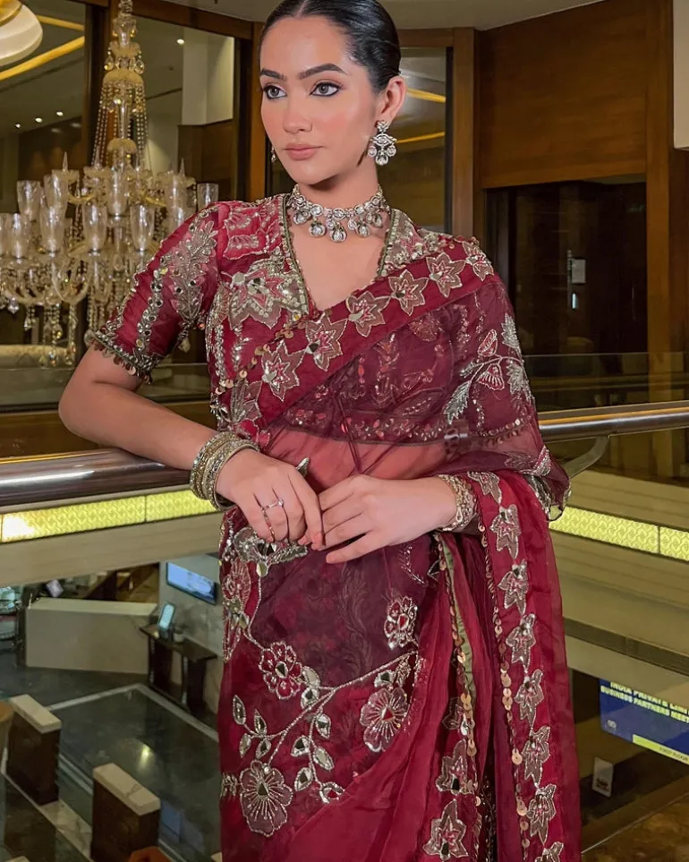 Noor Sari Set