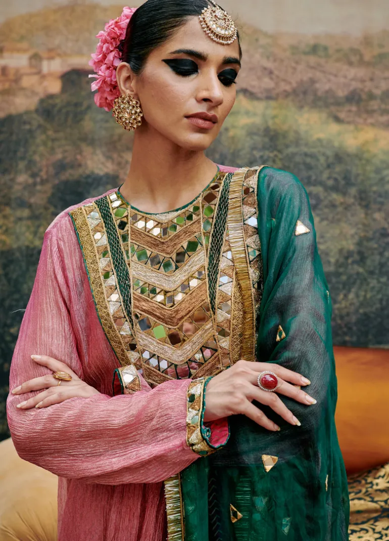 Padma Tabaan Suit Set