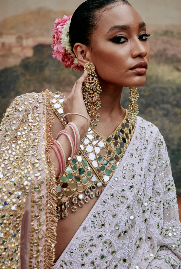 Peraan Sari Set