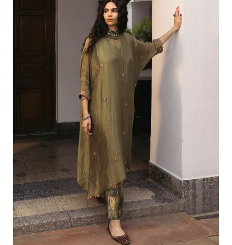 Raani Kaftan Set