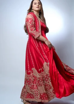 Red Rani Sa Anarkali