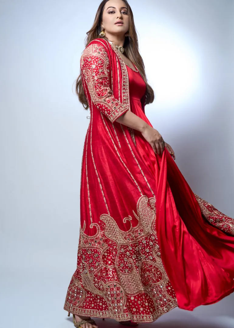 Red Rani Sa Anarkali