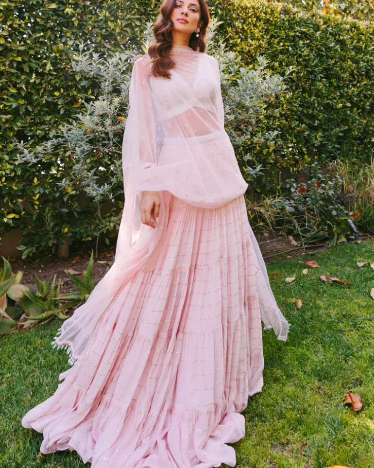 Roseus Lehenga
