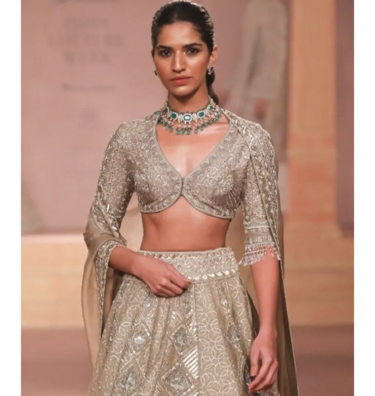 Sanyogita Lehenga Set