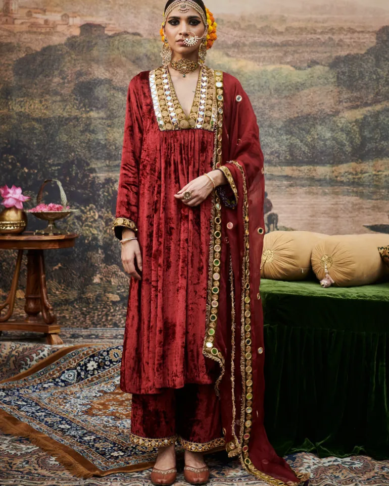 Surkh Shaahi Suit Set