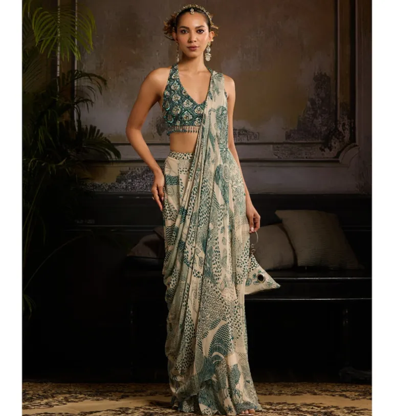 Teal Leaf Highlighted Skirt Sari Set