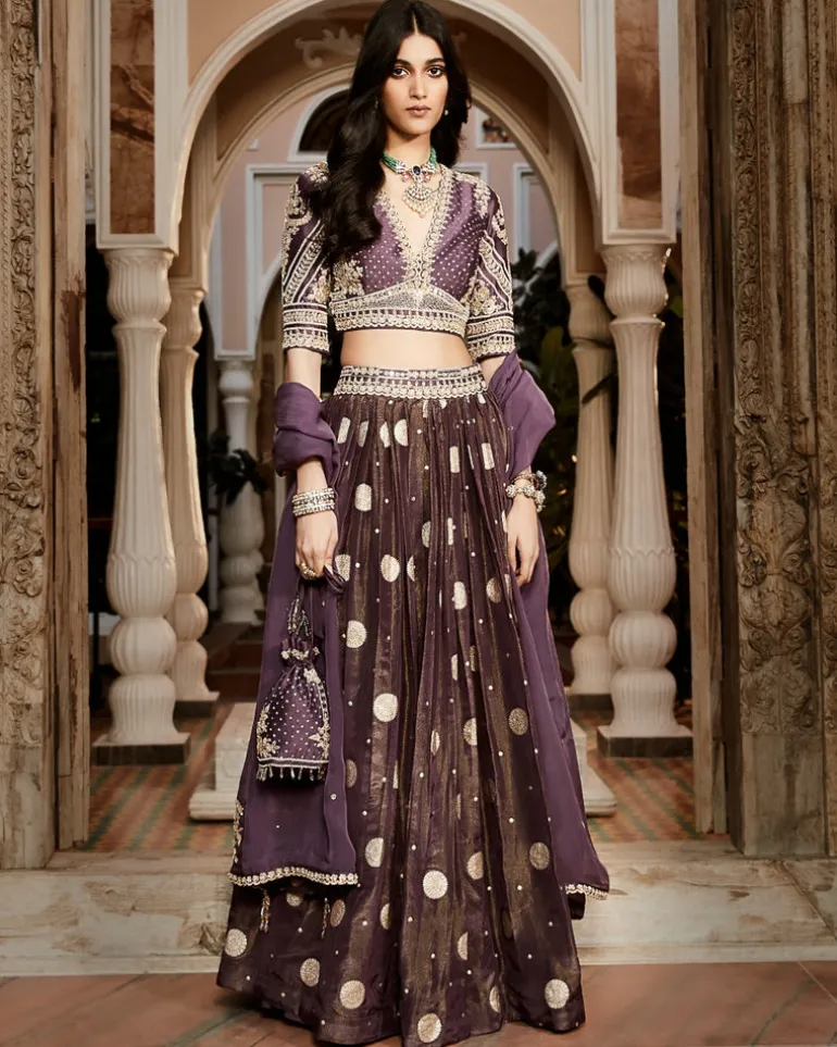 The Burnt Lavender Kashi Lehenga Set