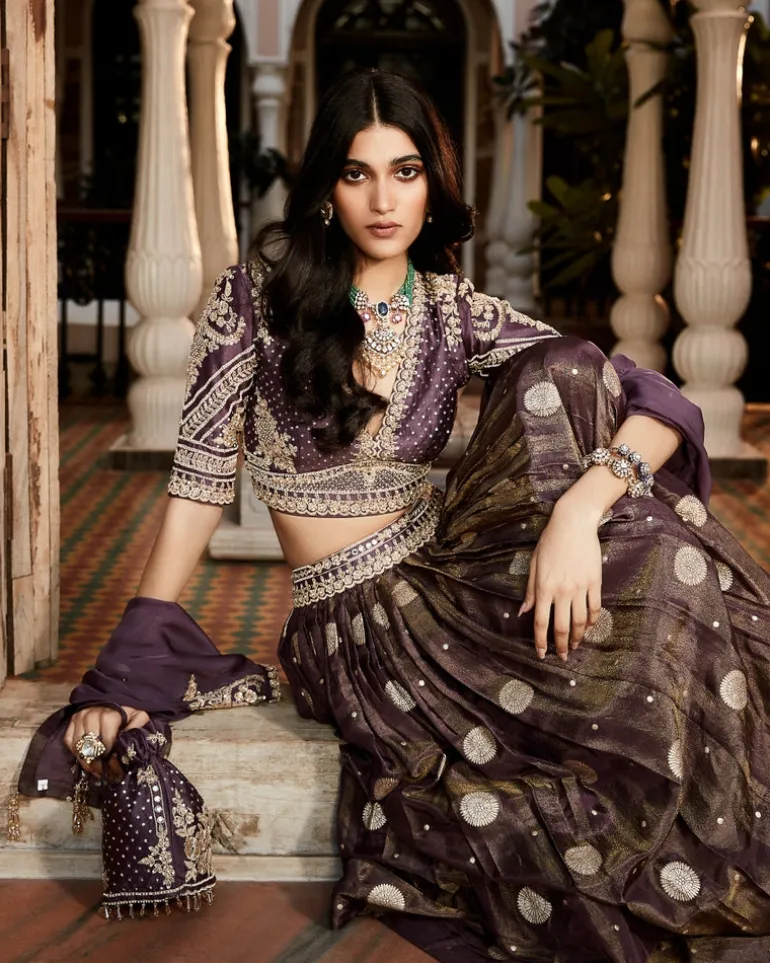 The Burnt Lavender Kashi Lehenga Set