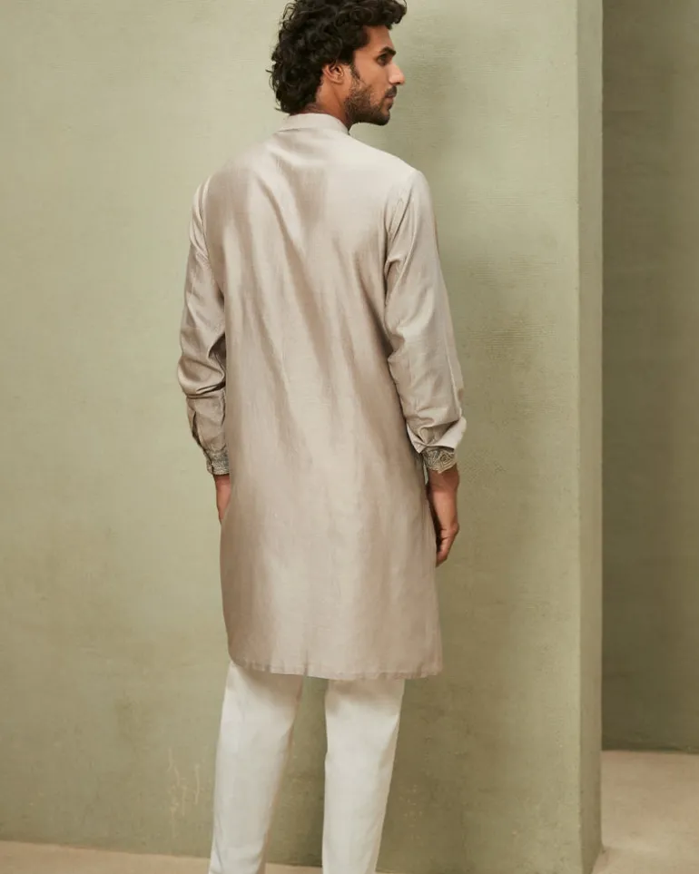 The Contemporary Classic Kurta Set