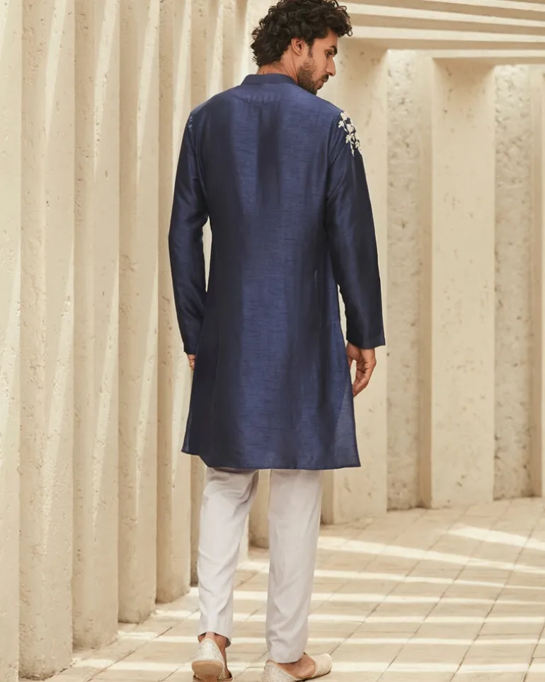 The Heritage Noir Kurta Set