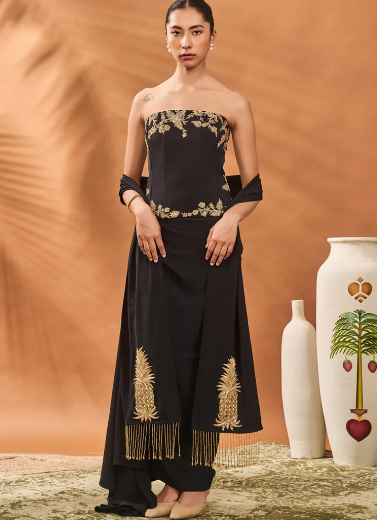 The Kala-Khatta Corset Set