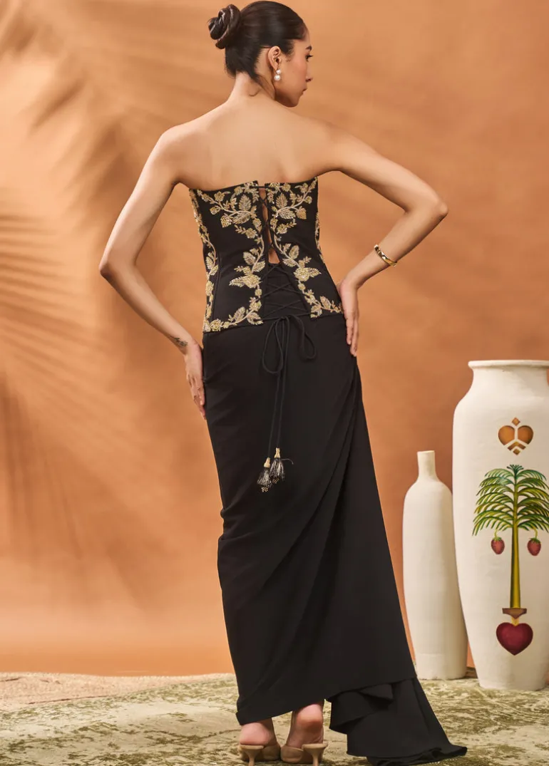 The Kala-Khatta Corset Set