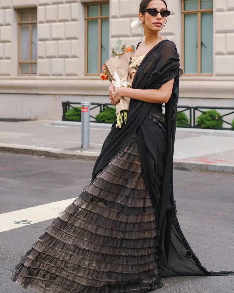 The Little Black Bow Sari Set